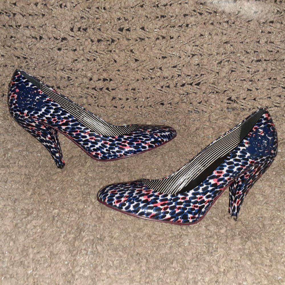 FORNARINA-Multicolor Patent Pumps-Flower Medallion-Size 38-Near Mint